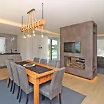 Poggio Ai Sassi-private & Pool Реджелло