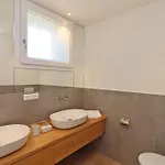 Poggio Ai Sassi-private & Pool Реджелло